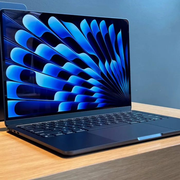 "MacBook Air 13"" (M5/16/1Tb) Midnight"